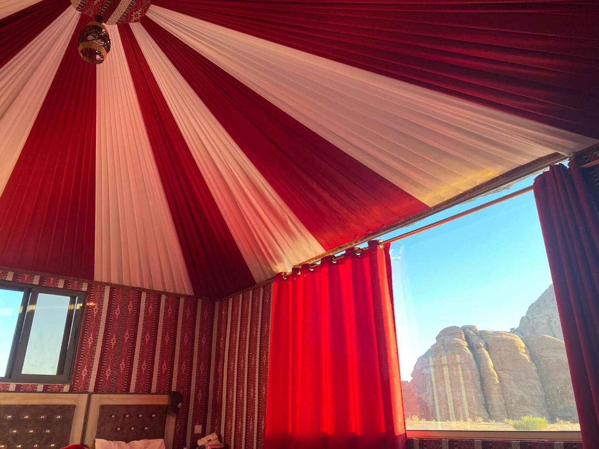 Julia Rum Luxury Camp Wadi Rum Exterior foto